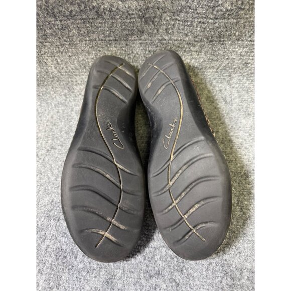 Clarks Womens Brown 9M Leather Slip-On Comfort Shoes W/ Button Accent - Picture 15 of 16